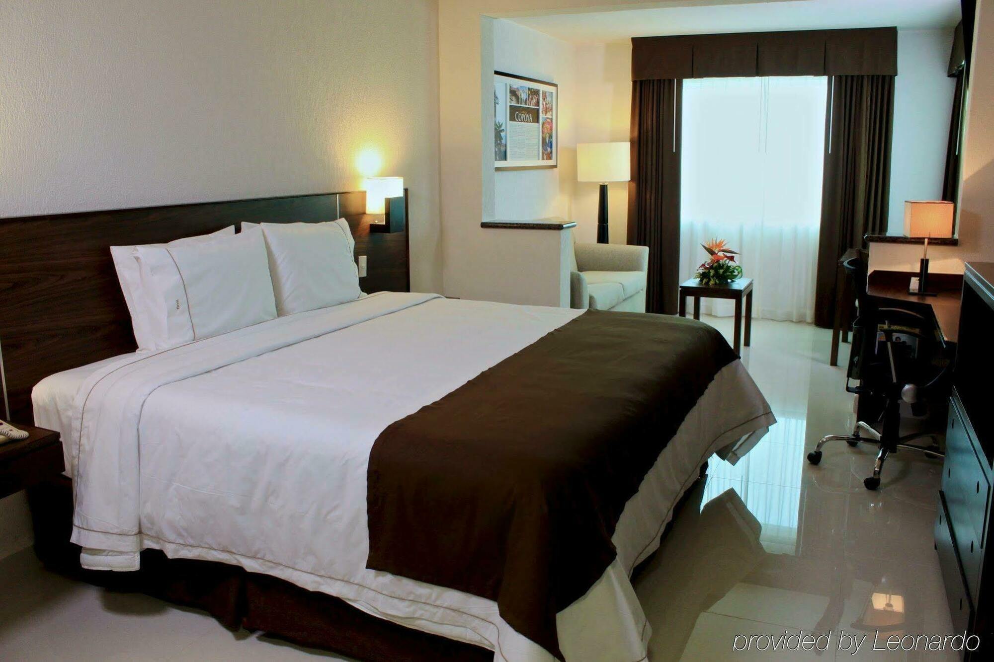 Holiday Inn Express Tuxtla Gutierrez La Marimba, An Ihg Hotel Phòng bức ảnh